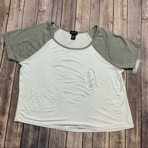 Justify two tone tee